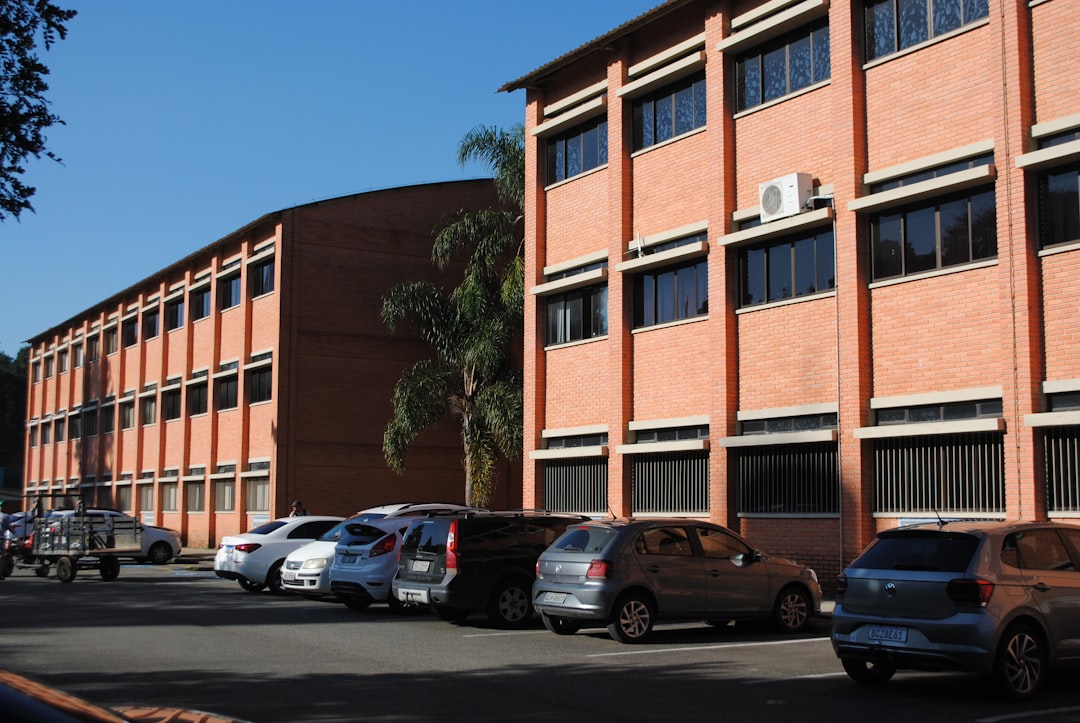 Lokale handlowe wynajem: Jak znaleźć idealną przestrzeń dla swojego biznesu 1 Photo commercial lease