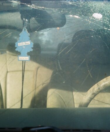 Photo car window replacement