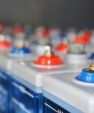 Photo car batteries test